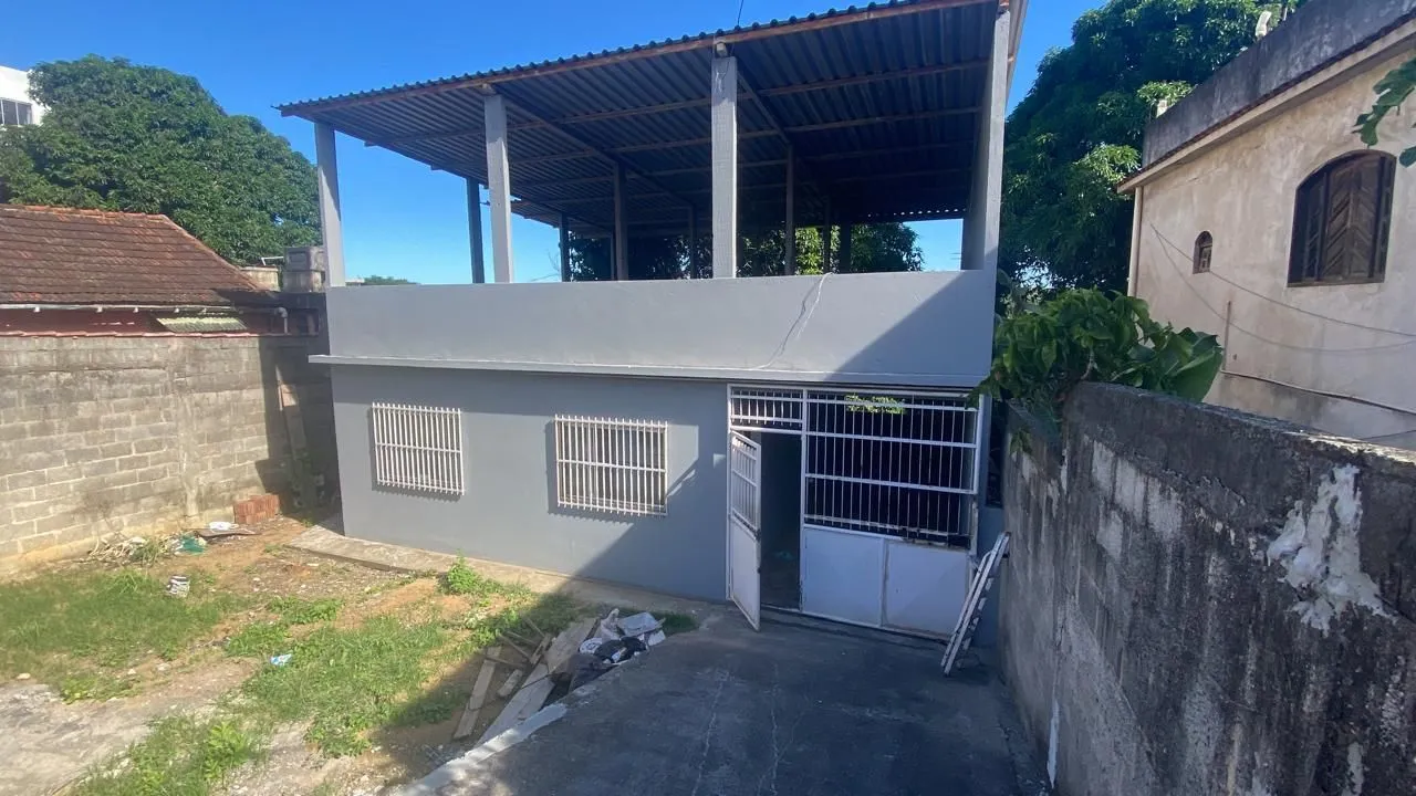 Vendo uma casa no Bairro Bandeirantes em Cariacica
