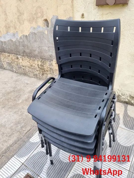 Cadeiras na cor Preta Novas Frete grátis  - Foto 3