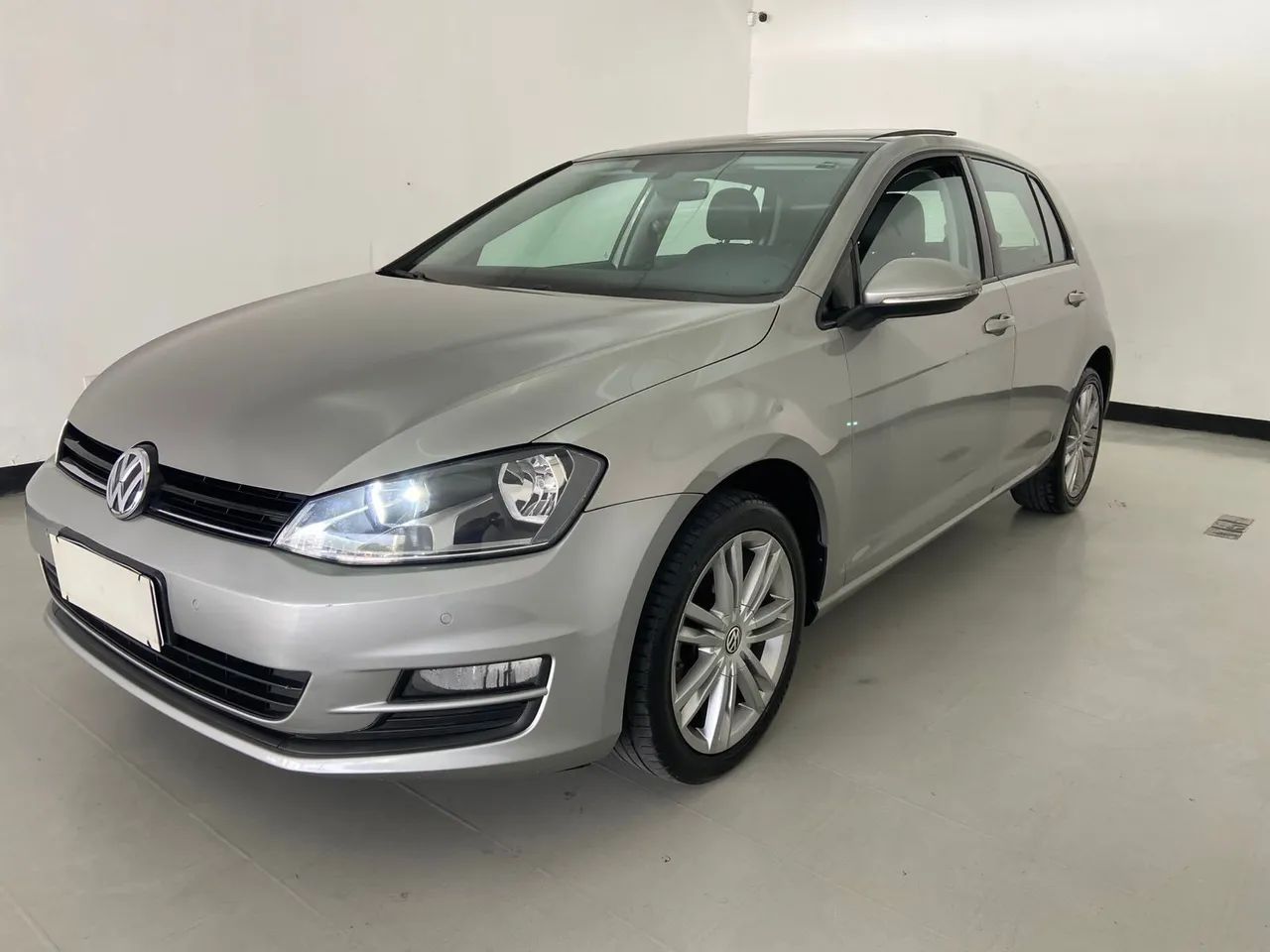 Golf TSI com teto solar 