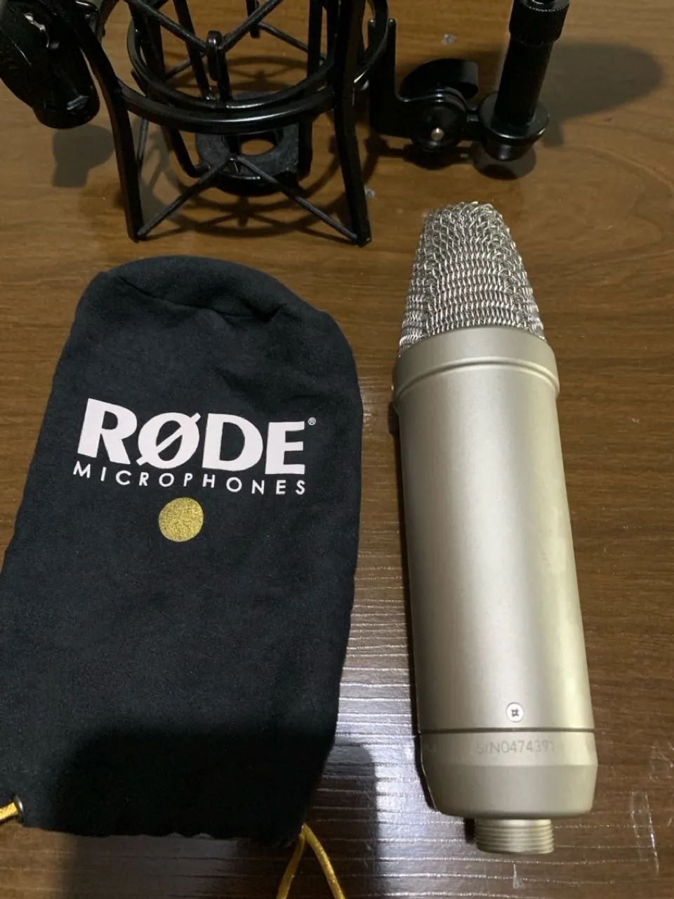 Microfone RODE NT1-A + Acessórios - Foto 3