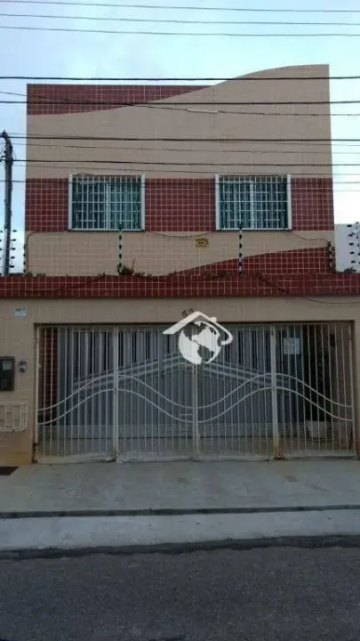 Casa com 5 dormitórios à venda por R$ 490.000,00 - Suíssa - Aracaju/SE