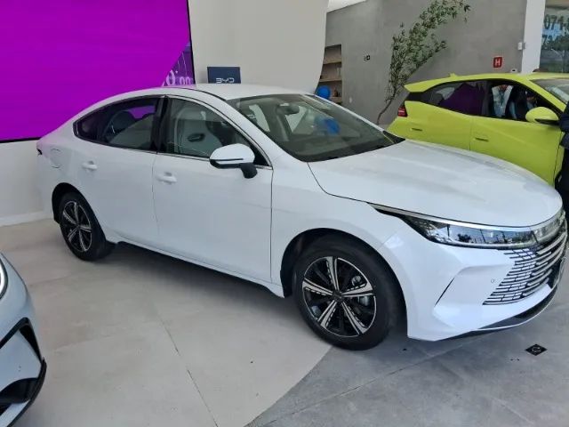 BYD King GS Híbrido Plug-in: Eletricidade + Gasolina 0 km  2025 (2 1) 9 6 4 15 - 4 5 6 0