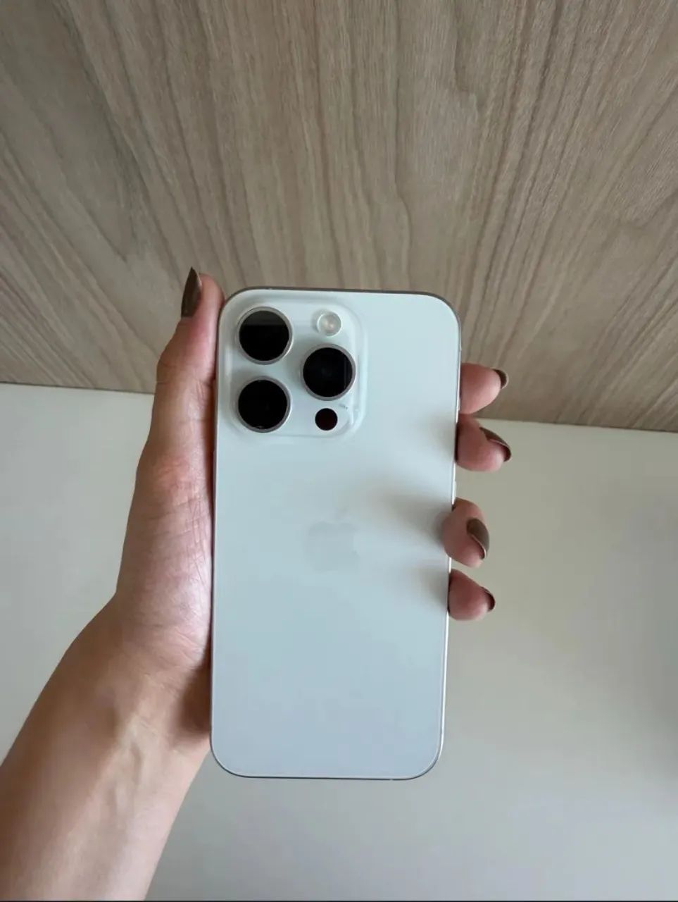 iPhone 15 Pró Branco 