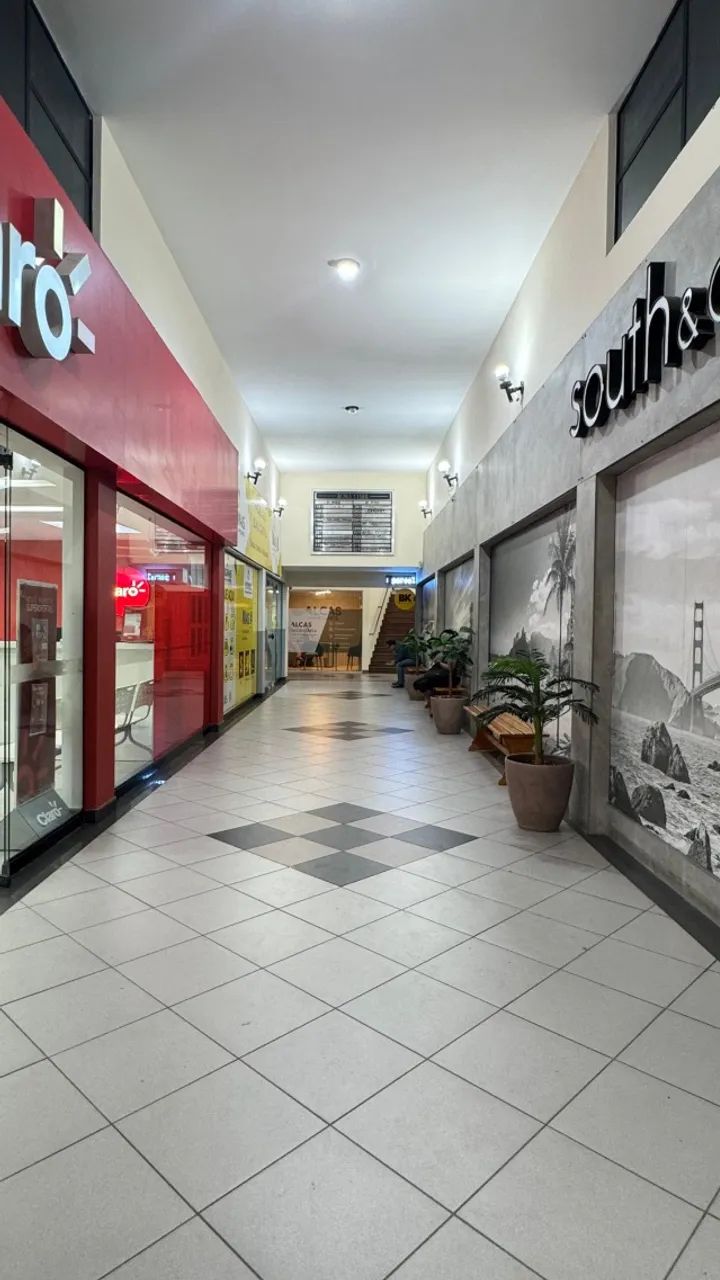 Sala comercial no centro de Maricá (Coração da cidade) - Foto 2