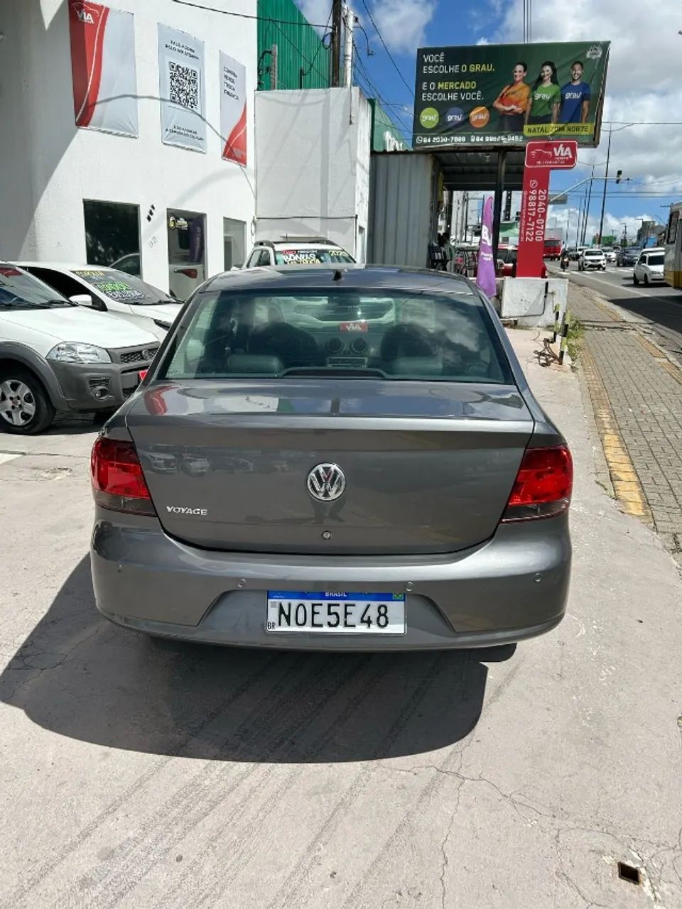 VOYAGE 1.0 CINZA G5 2012 - Foto 5