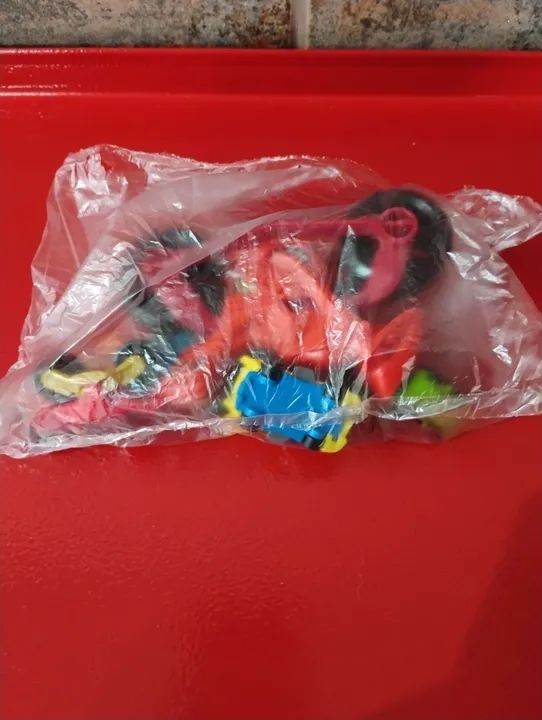 Lote carrinhos  Kinder ovo  - Foto 5