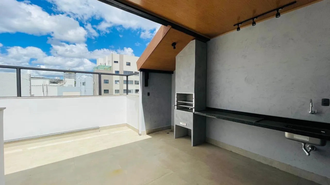 Duplex, 4/4 (01 suíte) px. SACRAMENTINAS