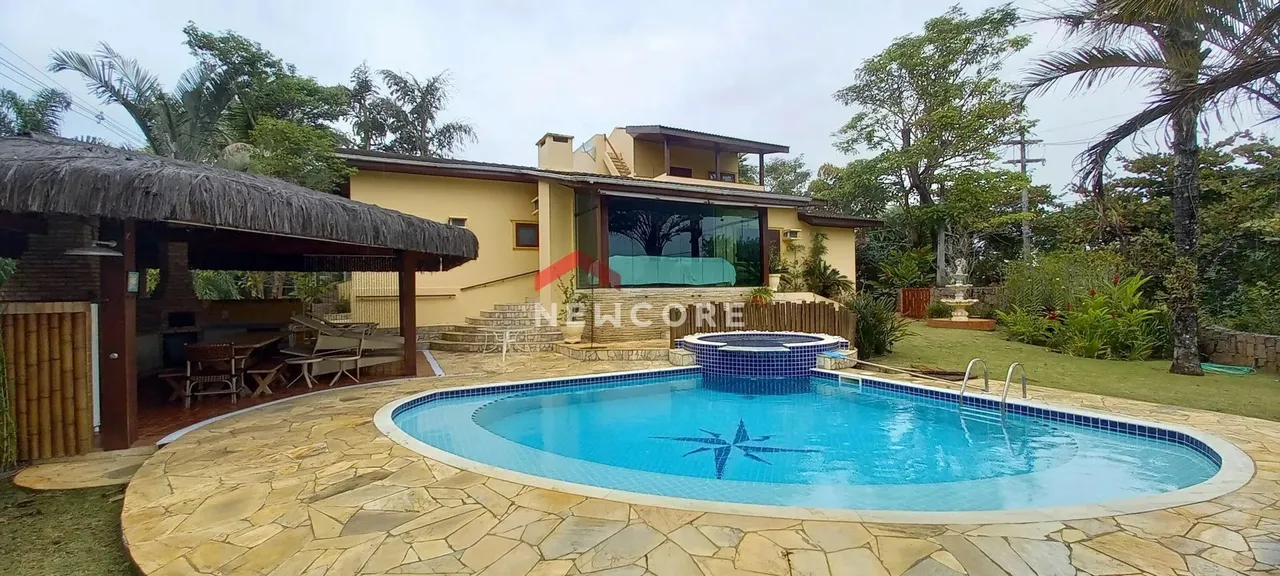 Casa de condomínio em Rua Elviro Sodré - Ponta das Toninhas - Ubatuba/SP