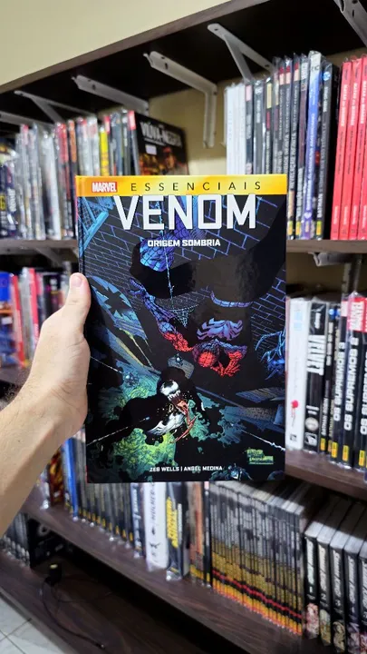 Venom - Origem Sombria - Marvel Essenciais - Panini