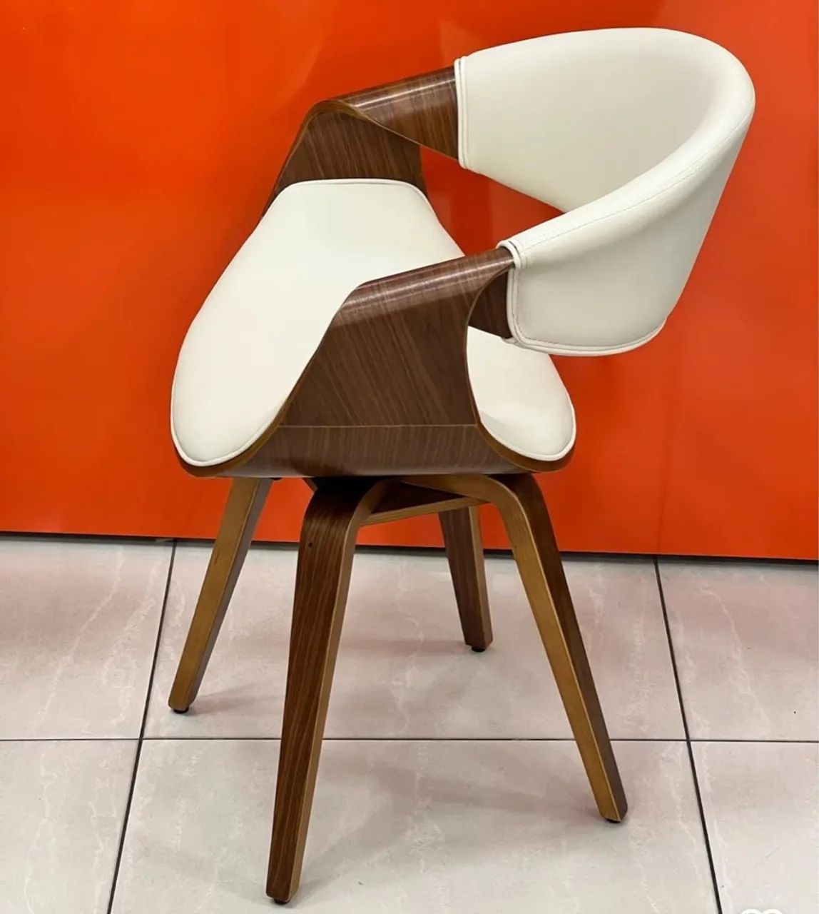 Cadeira Design Moderna com Assento Estofado - Foto 3