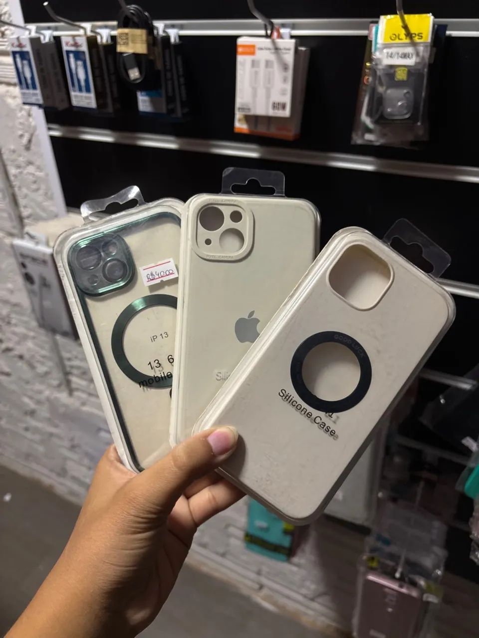 Capas de silicone para iPhone 13 - Foto 2