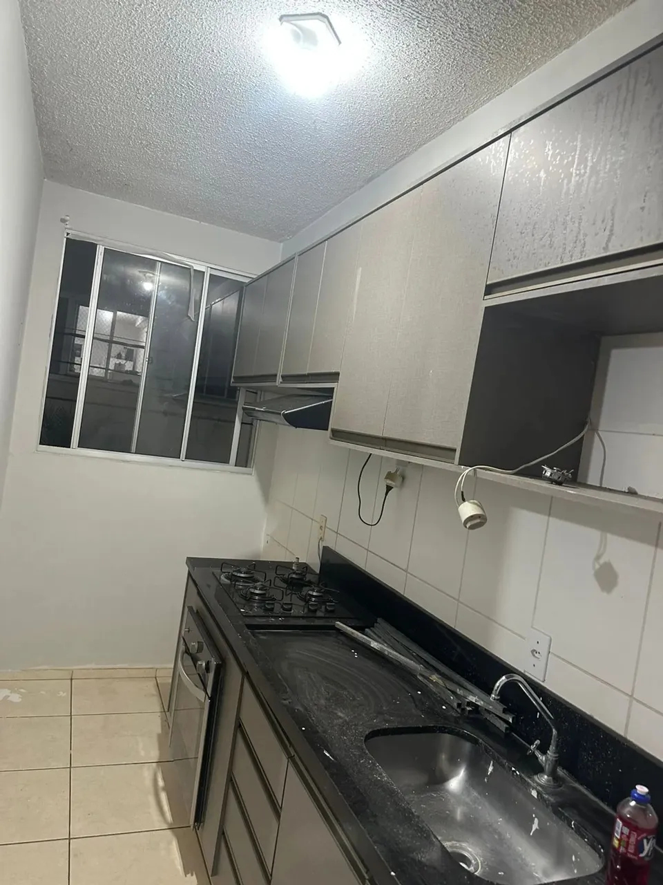 Apartamento com 2 quartos e armários planejados para alugar