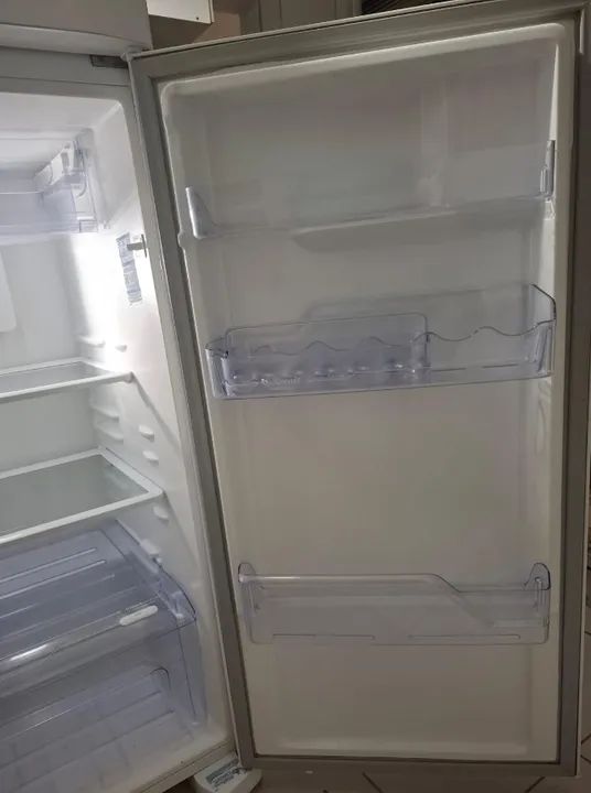 Geladeira Electrolux FrostFree  371 litros DFN41 Branca - Foto 4