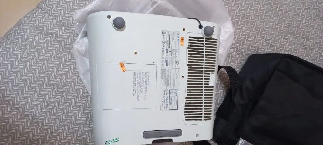Projetor Sony VGA vpl ES7 - Foto 4