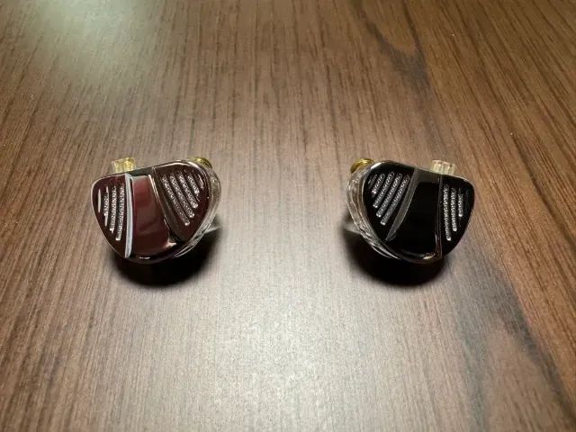 Fone retorno de palco 8 Drivers,TRN V10, novo