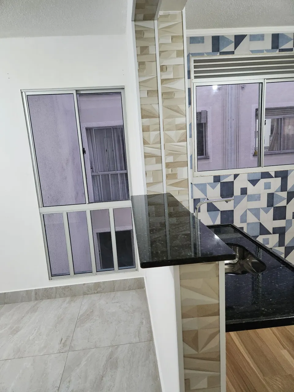 Alugo apartamento TODO REFORMADO em Vista Alegre /São Gonçalo- RJ