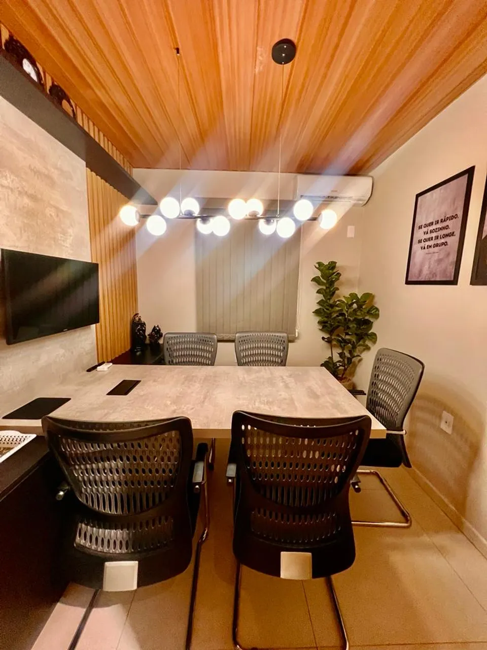 Sala para aluguel no centro de Biguaçu