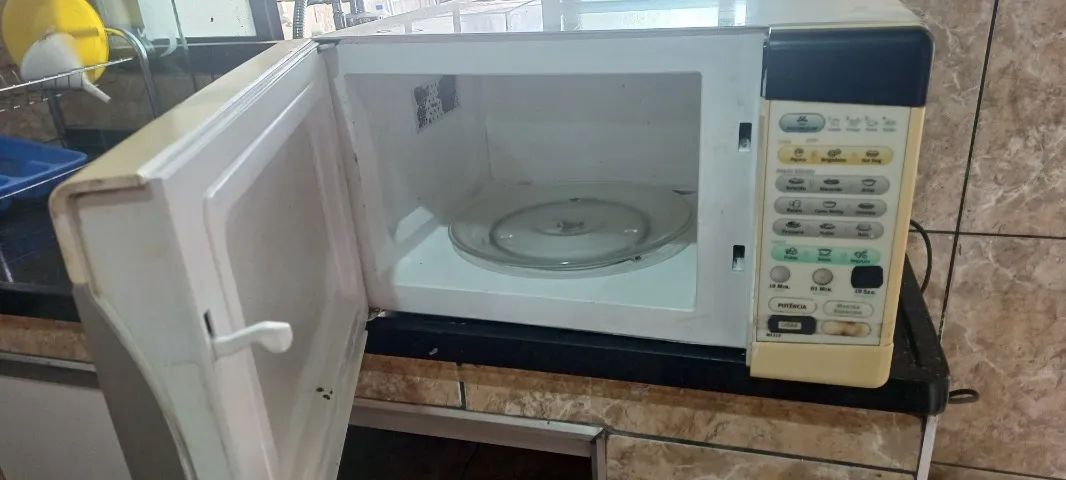 Micro-ondas eletrolux com defeito -220vols-20l