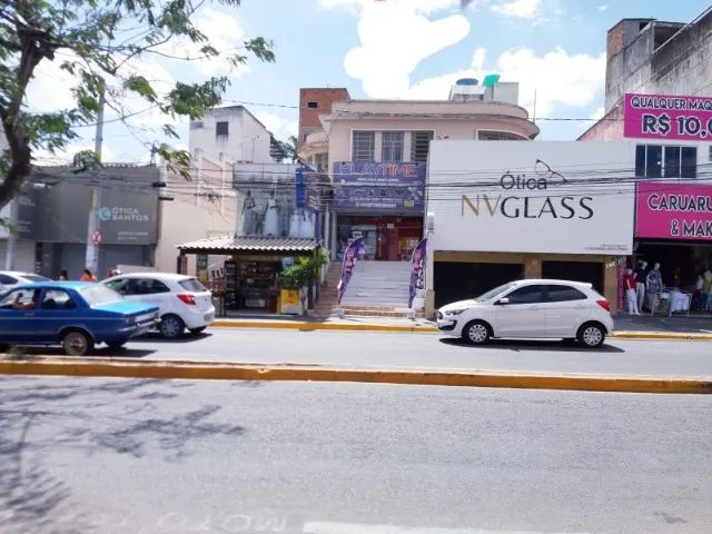 Alugo Salas Comerciais, 1º andar, Avenida Rio Branco, em Caruaru