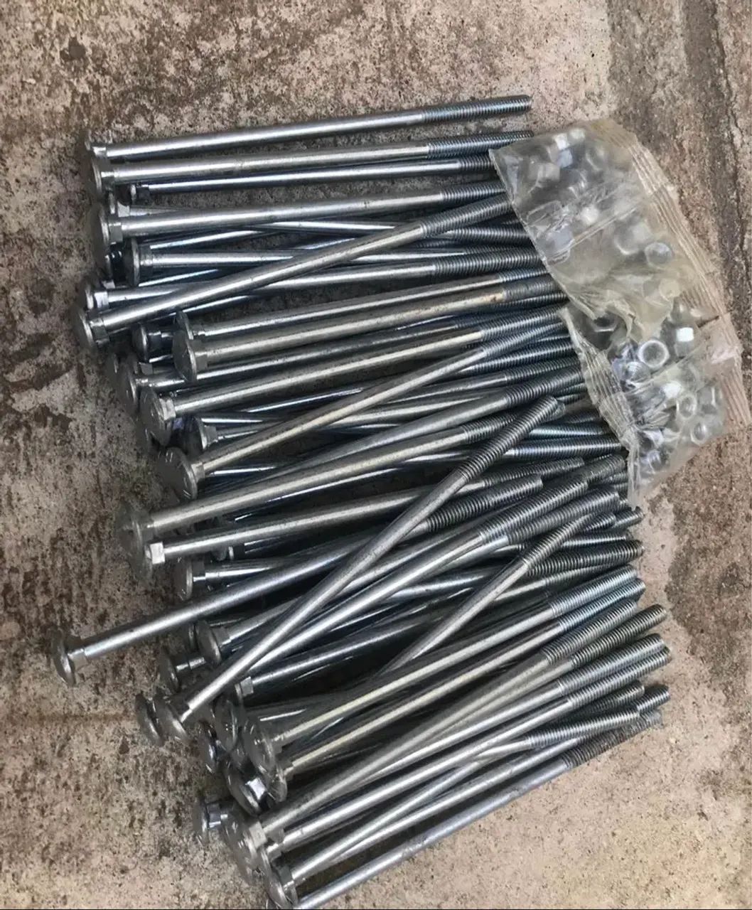 Parafusos de 18 cm64840817696642120