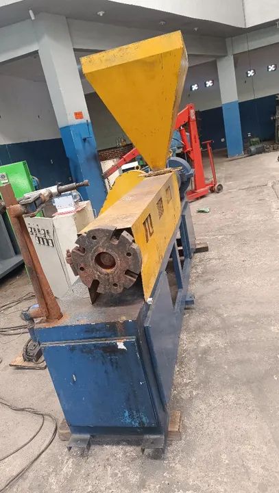 extrusora rosca 90 mm com dois cabeçotes pra granulação  - Foto 2