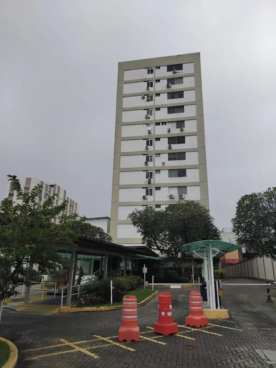 Excelente sala comercial andar alto na Freguesia (Jacarepaguá) - Rio de Janeiro - RJ - Foto 2