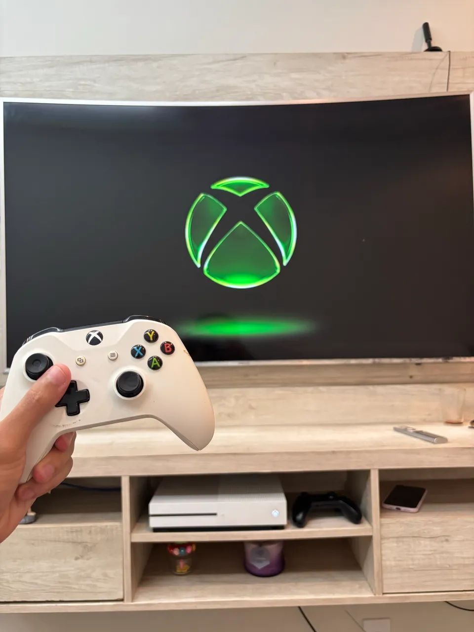 XBOX ONE S 780GB - Foto 5