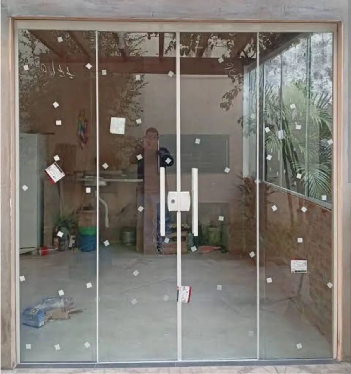 ? Porta de vidro temperado.  - Foto 2