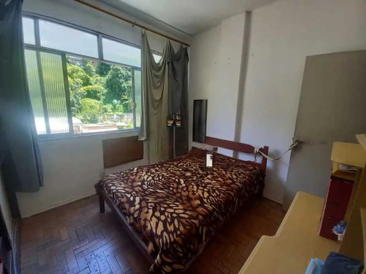 Apartamento : / Residencial / Catete
