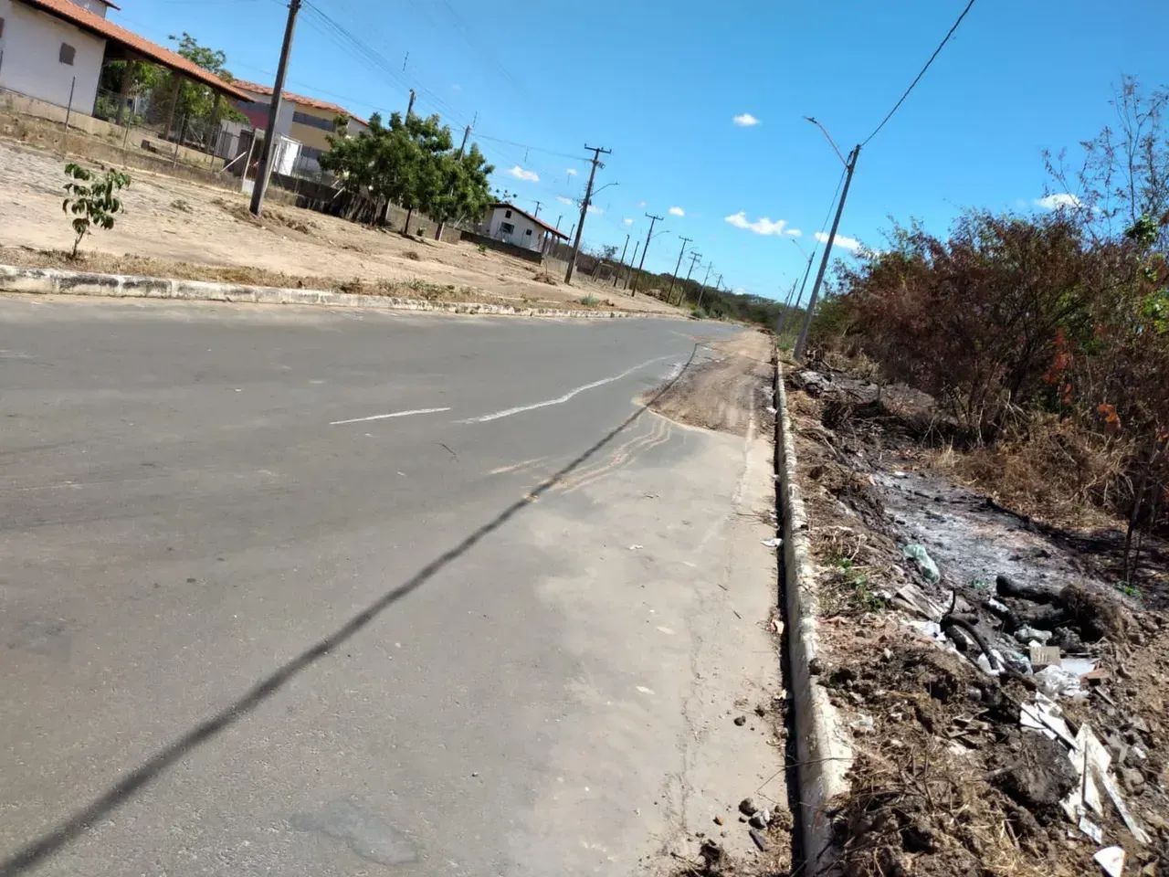Lotes 04 e 05 QD - Z42 do residencial Cidade Industrial 10x24 no valor de 90.000 cada - Foto 5