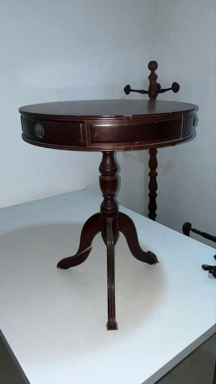 Mesa lateral clássica - Vintage 