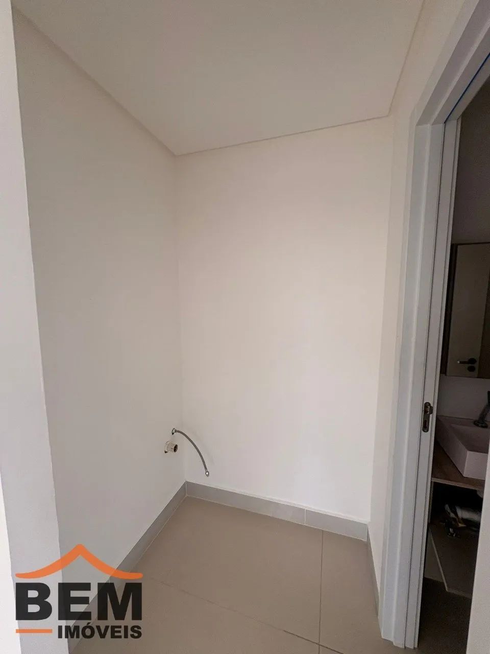 Sala Comercial para aluguel no Centro de Itajaí - Foto 5