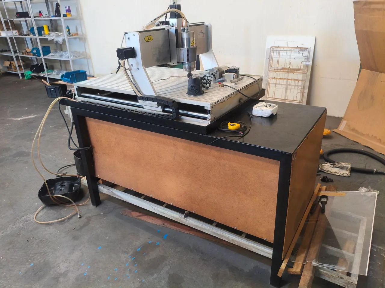 CNC Router 6090 Plus 4 Eixos 2200W Com Mesa - Foto 4