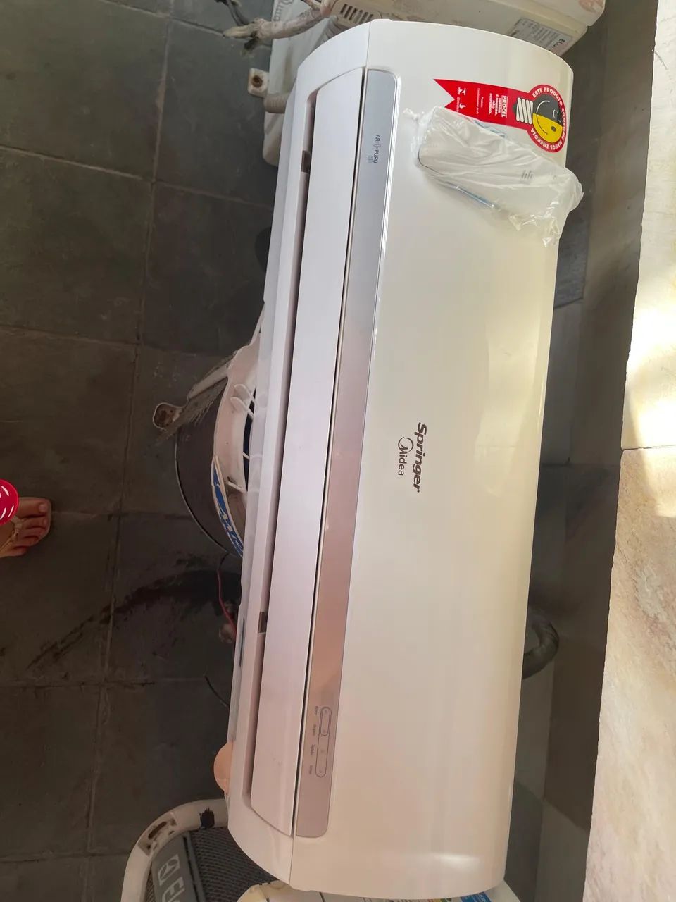 Central de Ar Midea 12.000 BTUs - Ótimo Estado - R$ 800 - Foto 4