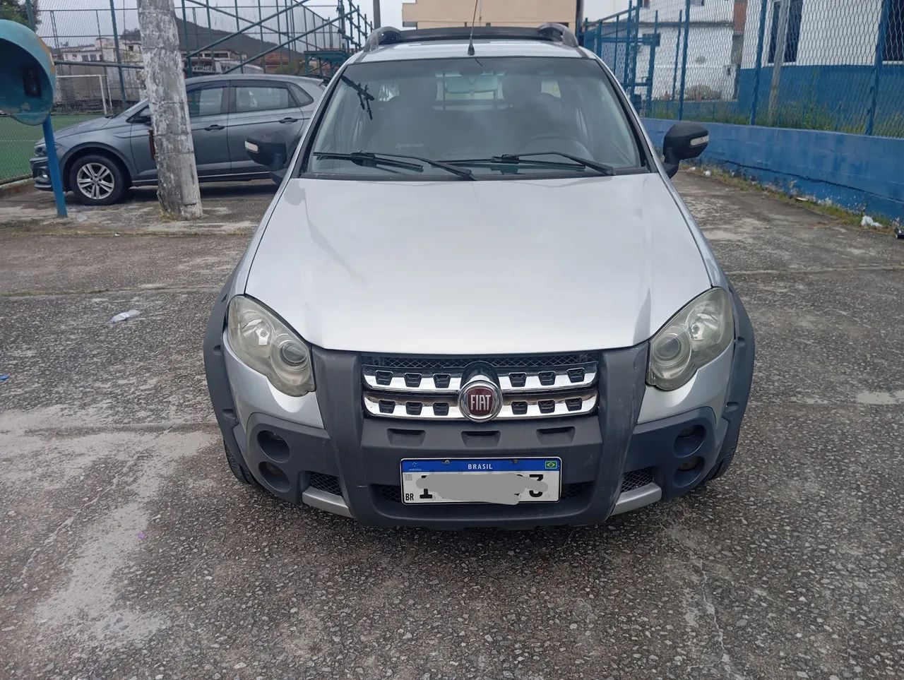 Fiat Strada Strada Adv.1.8 16V Dualogic Flex CD 2012