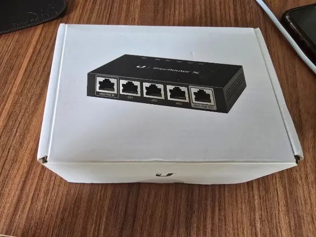 Roteador UBIQUITI ER-X EdgeRouter X - Foto 2