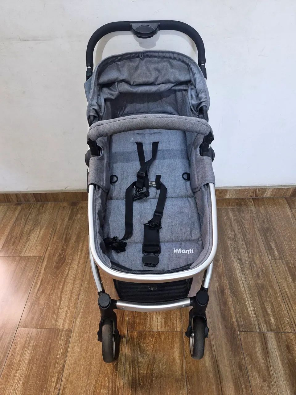 Bebê conforto e carrinho com função Moisés  - Foto 4