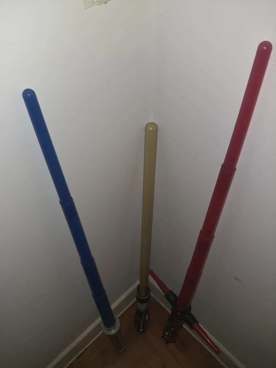 Espadas luminosas originais usadas - Foto 5