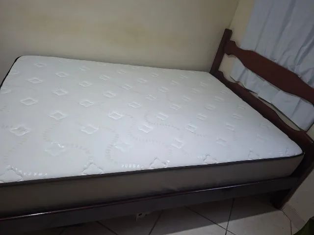 Cama de Casal de Madeira  - Foto 3