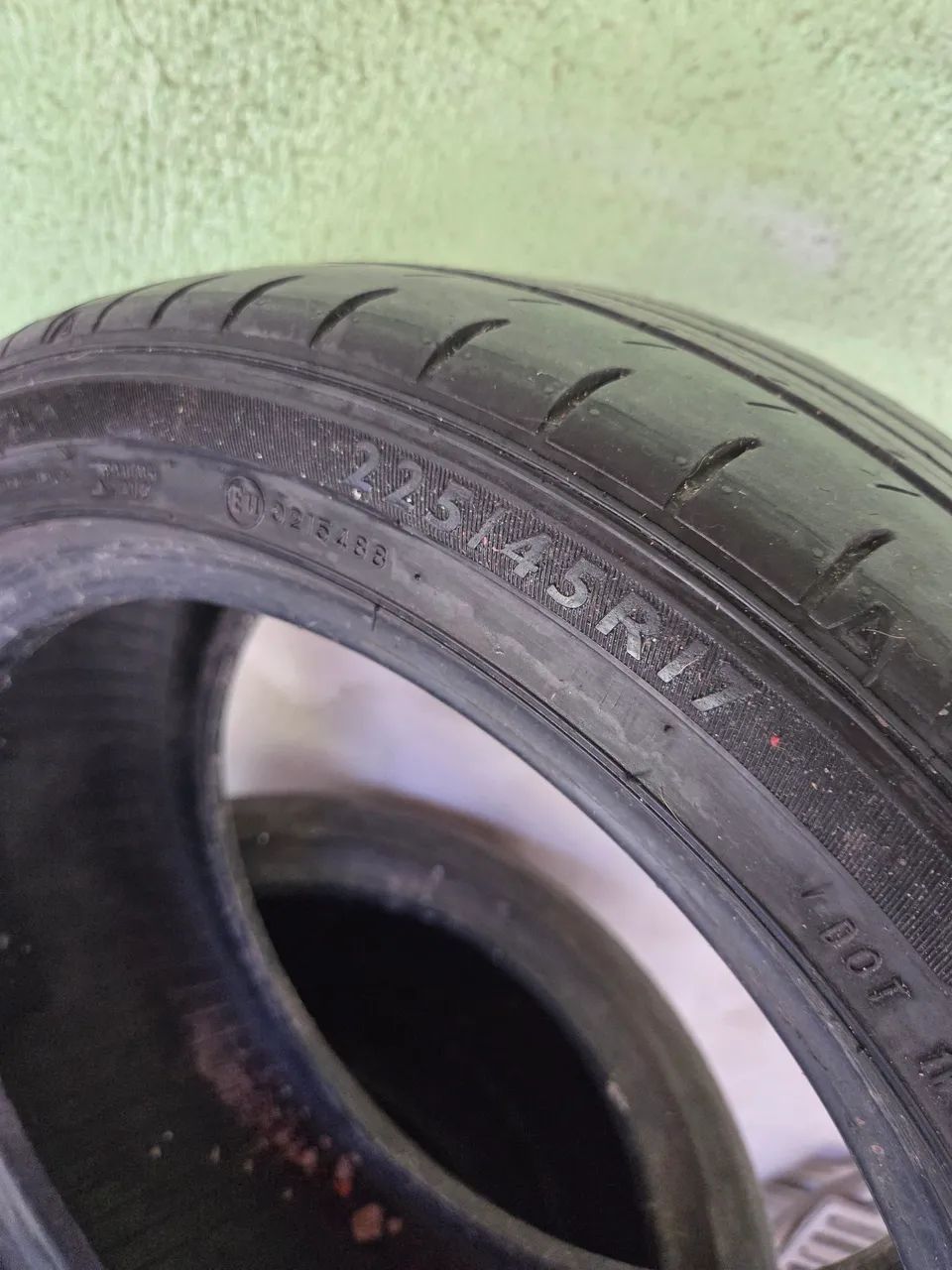Pneu do corolla 2020