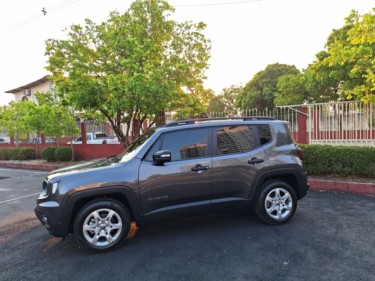 Jeep Renegade Sport T270 1.3 TB 4X2 Flex Aut. 2023 - Foto 9