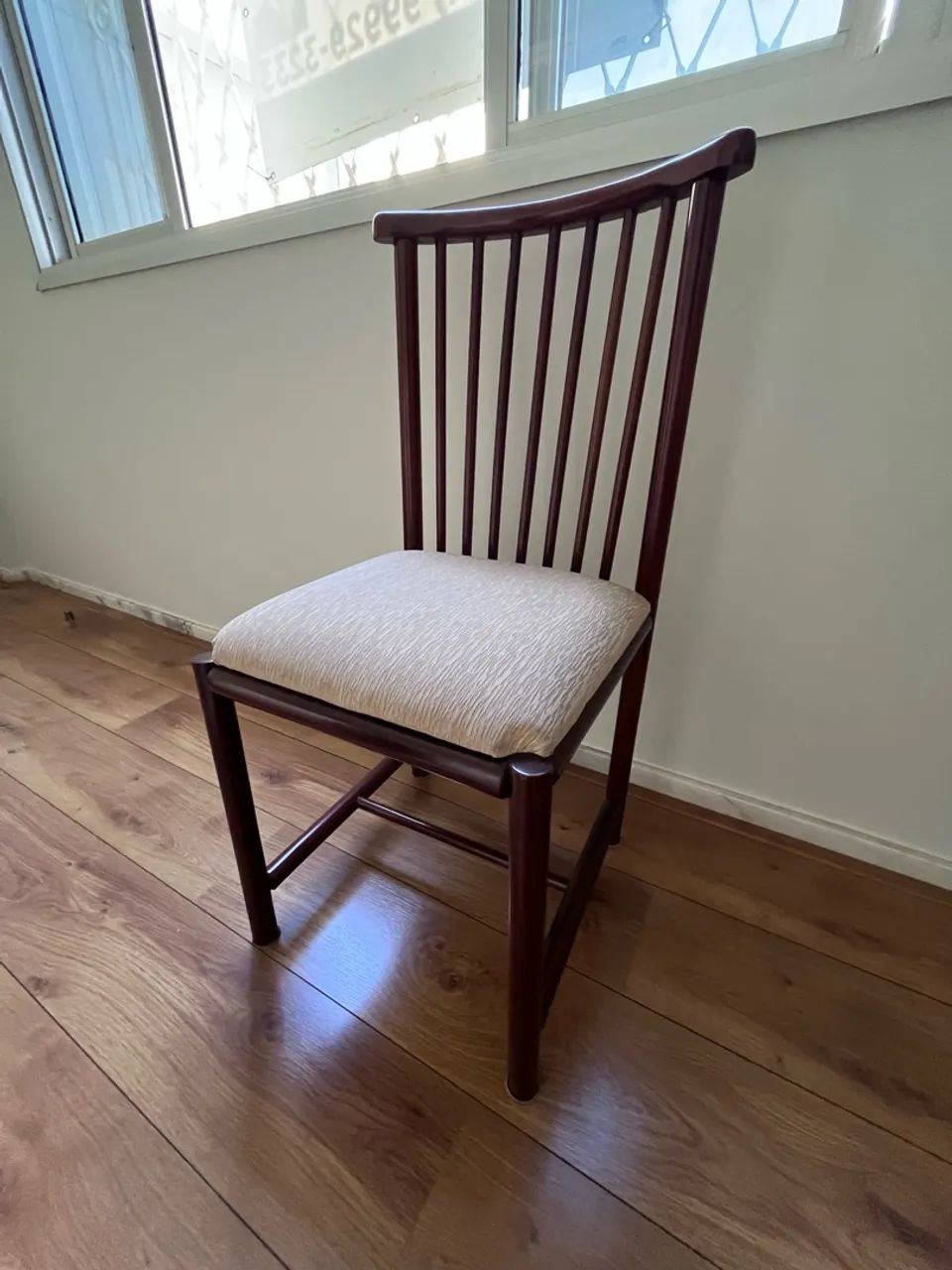 Vendo cadeira de mogno - Foto 3