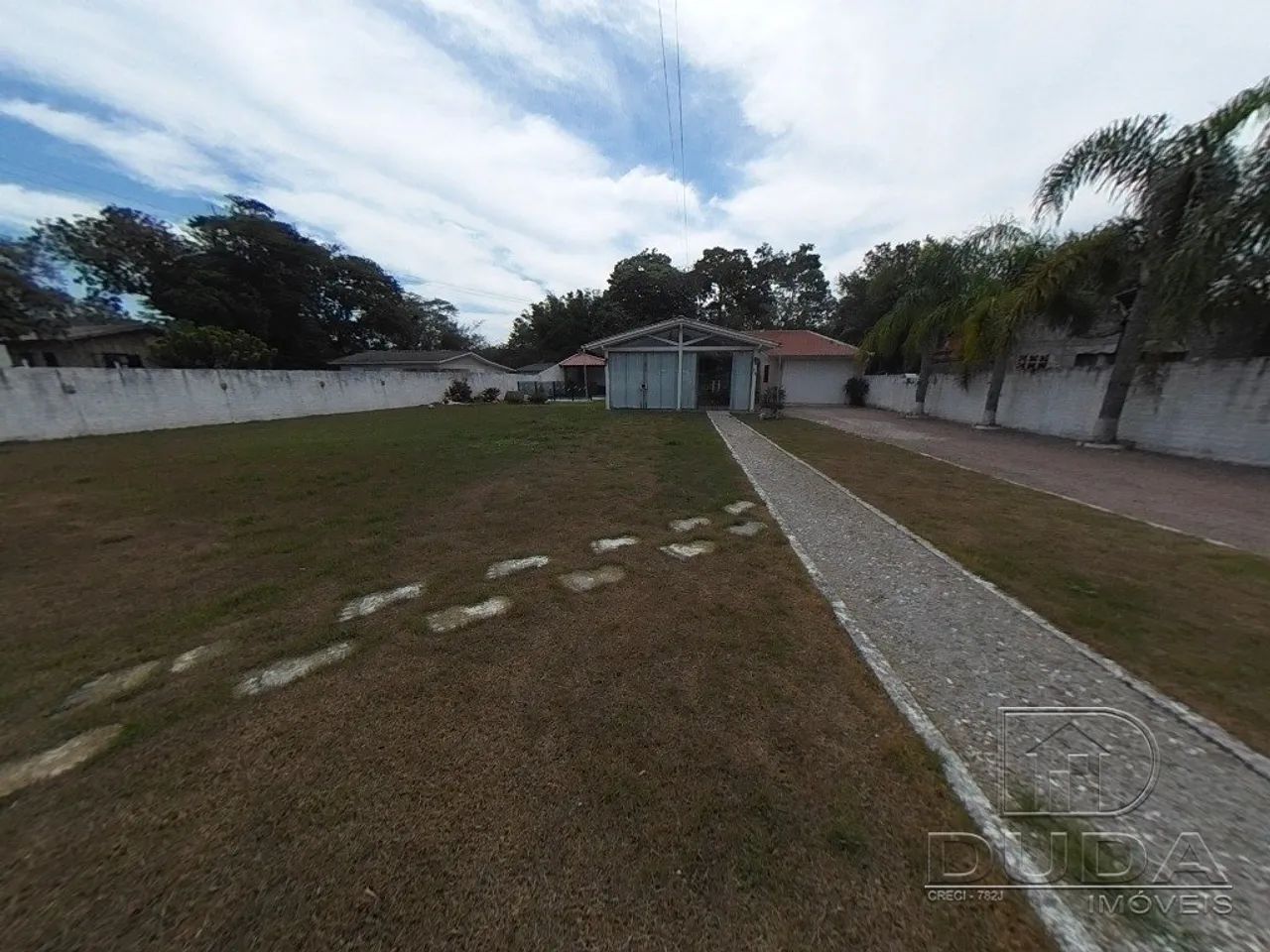 Casa próxima dos condomínios fechados - Foto 3