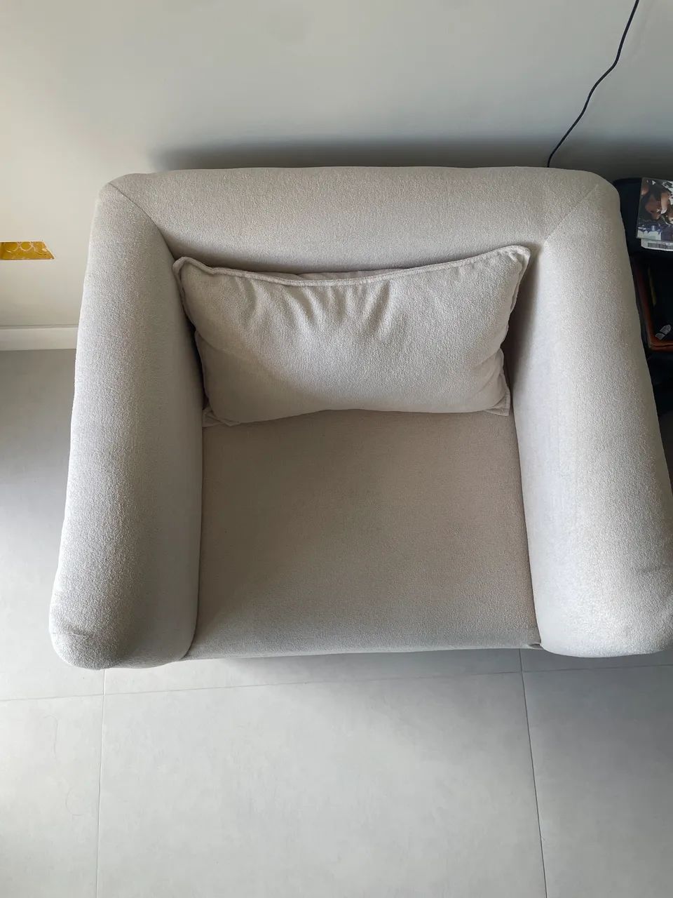 Vendo uma poltrona nova -R$300  - Foto 4