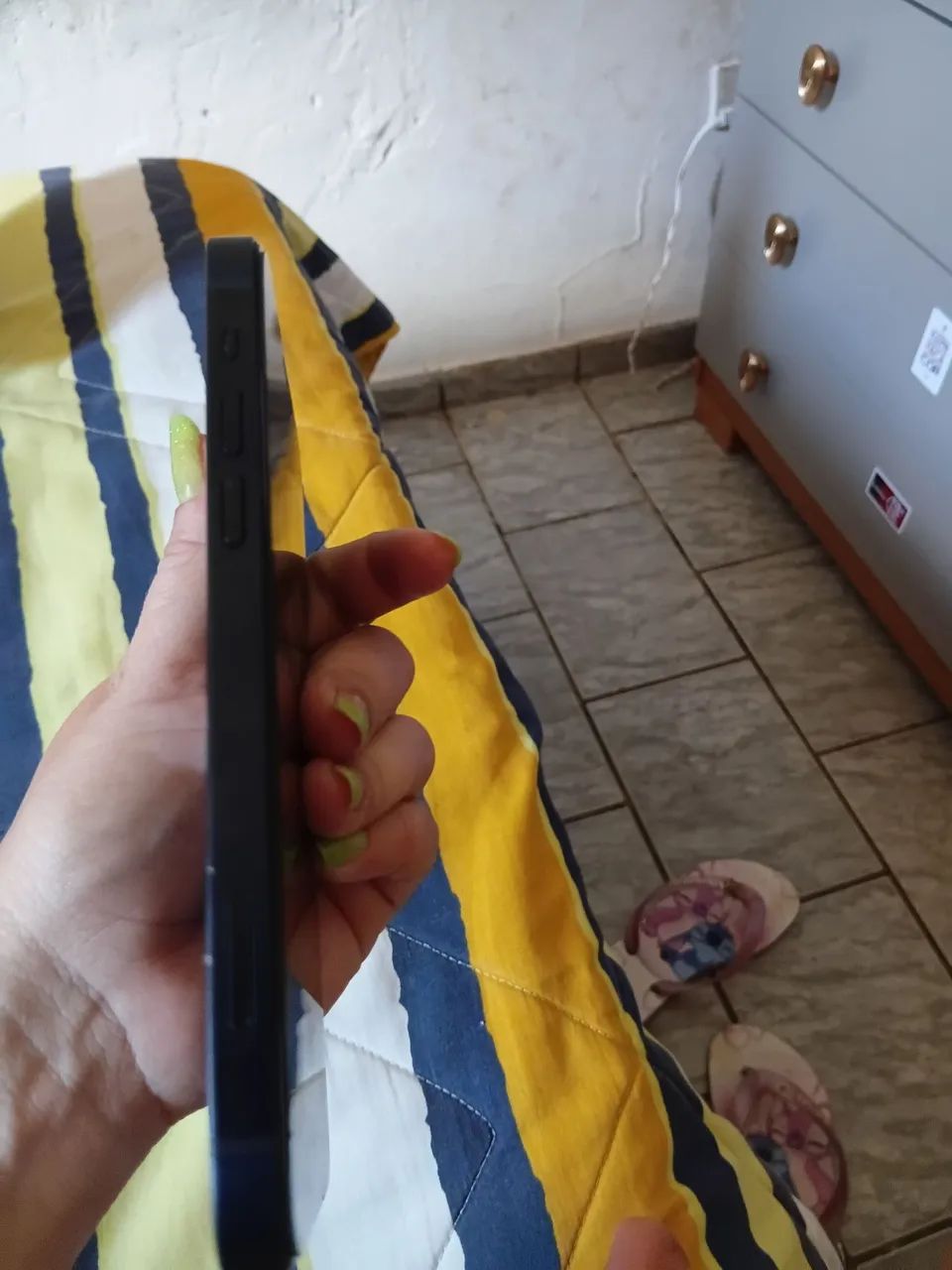 Vendo iphone 12 - Foto 3
