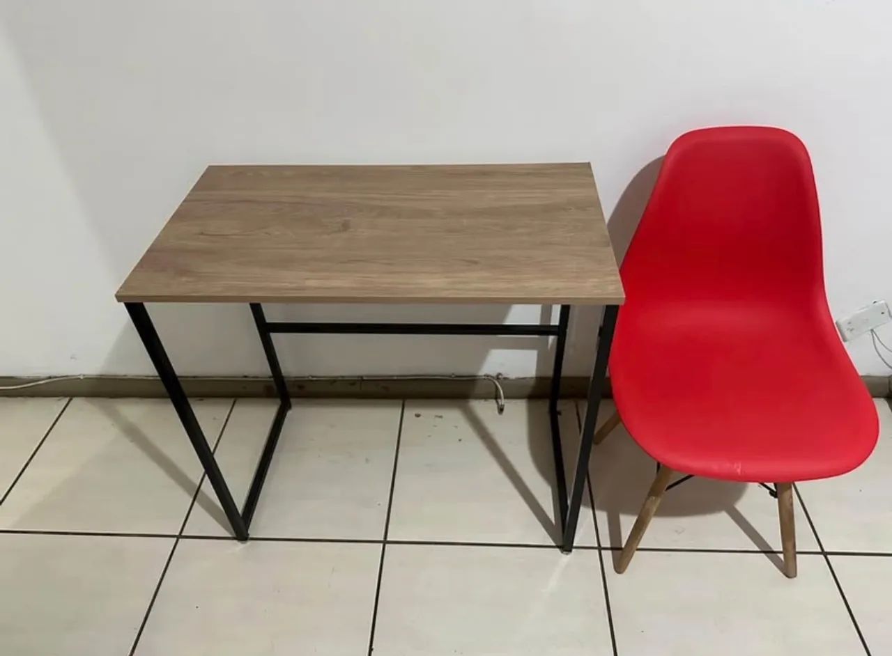 Mesa e cadeira de Estudos - Foto 2