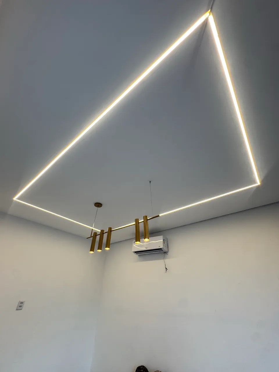 Lustre Pendente Moderno Dourado  - Foto 2