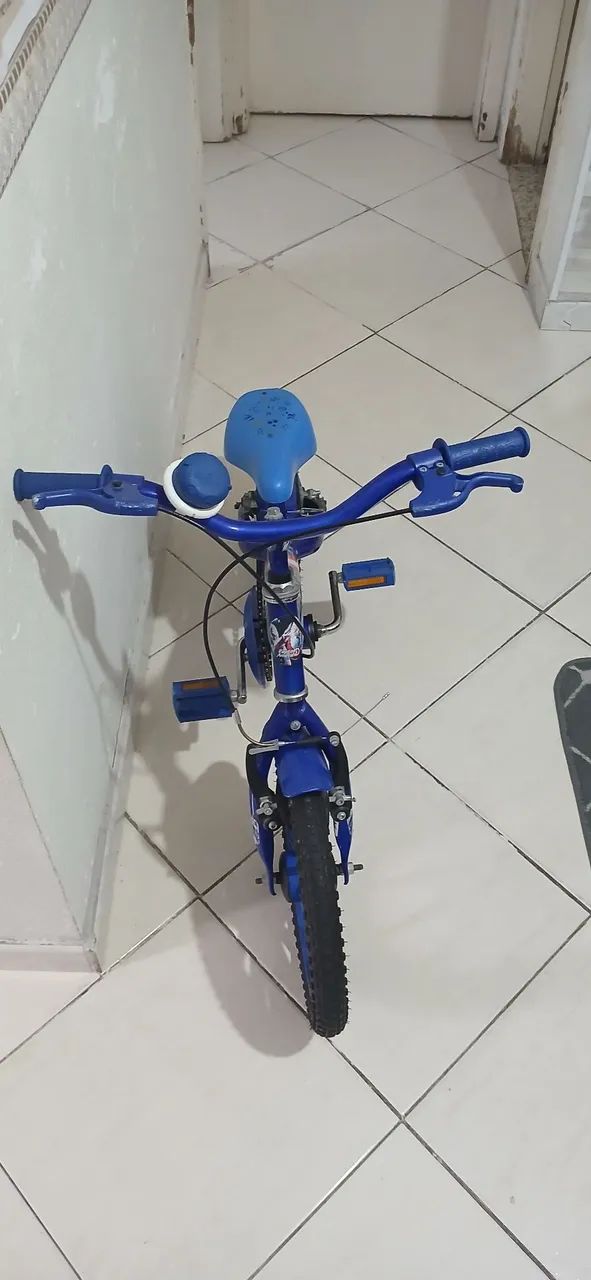 BICICLETA INFALTIL AZUL - Foto 2