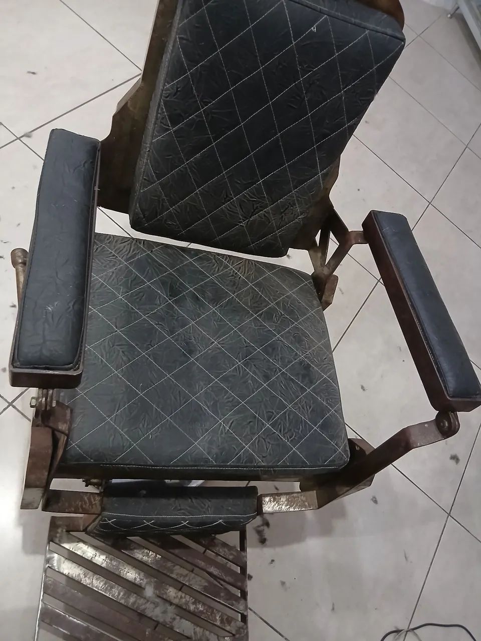 Cadeira para barbearia ou salão  - Foto 5