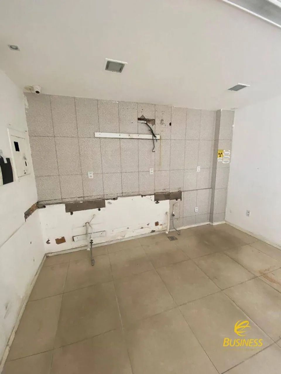 Ponto comercial para locação na Avenida Francisco Sá! - Foto 4